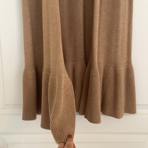 NWOT Loft Outlet Tan Sleeveless Ruffle Sweater Cardigan - Picture 8 of 11